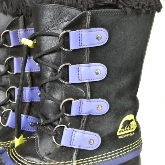 Sorel Joan  of Arctic Boots With Fur Waterproof Black Purple Youth Size 2 - Picture 2 of 11